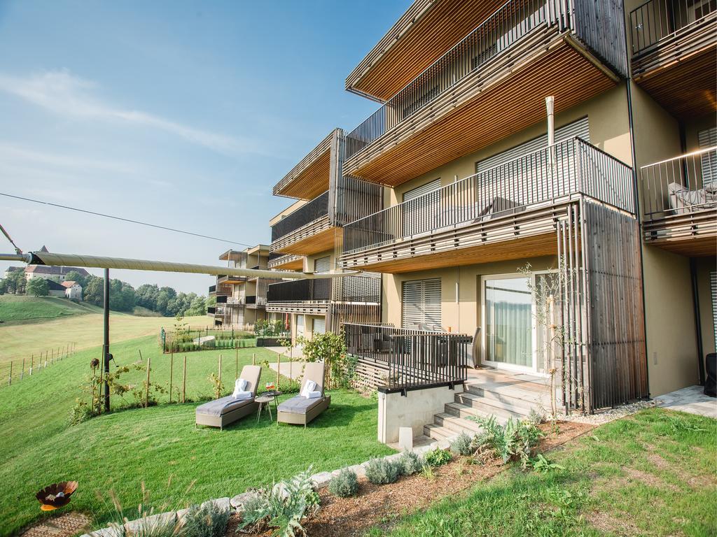 Ferienwohnung Wohnen im Wein Ehrenhausen Exterior foto